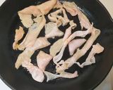 Foto langkah ke 4 dari resep Minyak Kulit Ayam (MPASI).