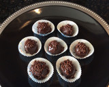 Foto del paso 18 de la receta: Bombones Cremosos/Bombones de Nuez/Trufas de Nuez y Torta de Cho