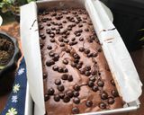 Foto langkah ke 10 dari resep Brownies shiny and fudgy.