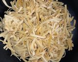 Foto del paso 1 de la receta: Fideos de forma distinta🍜