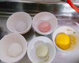A picture of step 3 of Five-Color Bánh Trôi (Vietnamese Glutinous Rice Balls).