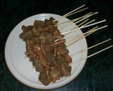 Foto langkah ke 8 dari resep Sate Babat dan Usus Sapi Pedas Manis Super Empuk.