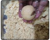 रवा खवा कोकोनट लाडू (Rava khava Coconut Ladoo Recipe In Marathi) रेसिपी स्टेप 8 फोटो 