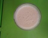 A picture of step 3 of Banana smoothie.