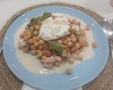 Foto del paso 6 de la receta: Garbanzos de bote salteados con Tomate, Lechuga y Burrata