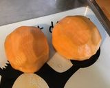 Une image de l'étape 2 de Carpaccio « soleil » melon,jambon de la forêt noire et feta grecque.