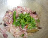 A picture of step 1 of Mutton biryani in electric rice cooker.