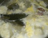 Foto langkah ke 2 dari resep Sayur telur sederhana.