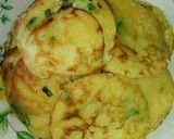 Foto langkah ke 8 dari resep Martabak Mini Kampung.