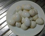Foto langkah ke 1 dari resep Telur puyuh pedas-manis.