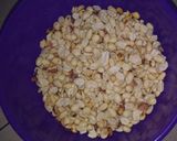 Foto langkah ke 1 dari resep Cokelat kacang simpel.