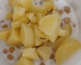 A picture of step 1 of Chana chaat.