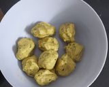 A picture of step 3 of Potato Paratha (No stuffing).