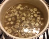 Tejszínes gomba krémleves recept fázis 4 fotója