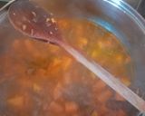 Foto del paso 2 de la receta: Guiso con hamburguesas congeladas 🍲