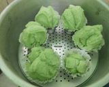 Foto langkah ke 4 dari resep Bolu Kukus Mekar ala Nurfaida.