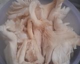Foto langkah ke 1 dari resep Ayam jamur (Toping Mie Ayam).