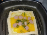 Cheese Egg Roast (Roti Panggang Telur Keju)