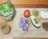 Foto del paso 1 de la receta: Ensalada mixta con queso y garbanzos tostados