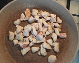 A picture of step 2 of Soy sauce chicken🍗.
