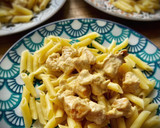 Foto del paso 3 de la receta: Pasta corta con pollo a la mostaza