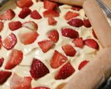 A picture of step 3 of Strawberry Tiramisu 🍓🍓🍓.