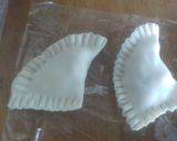 Foto del paso 2 de la receta: Sorrentinos Con Tapas de Empanadas a La Crema 😉😋