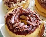 Foto del paso 13 de la receta: Donuts al horno rellenos de crema pastelera