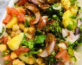 A picture of step 5 of Thaile wala chana chat/ ammi ki recipe.