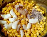 A picture of step 2 of Garlic Chana dal Sev.