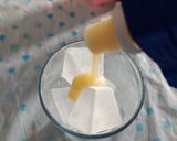 Foto langkah ke 3 dari resep Es Susu Soda Gembira.