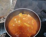 Foto del paso 2 de la receta: Carne de pollo con salsa de tomate