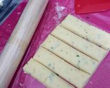 Foto langkah ke 3 dari resep Stick Kentang Keju.