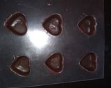 Foto del paso 4 de la receta: Bombones de chocolate rellenos con menta y dulce de leche