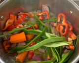 Foto del paso 2 de la receta: Ternera en salsa