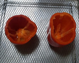 Foto del paso 5 de la receta: Pimientos rellenos vegetarianos en air fryer