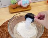 Foto langkah ke 2 dari resep Banana Oat Muffin (Gluten-free & Eggless).
