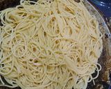 Foto langkah ke 2 dari resep Spaghetti Bolognese With Tuna Woku Endesss.
