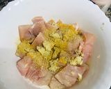 A picture of step 1 of Fish fillet curry.