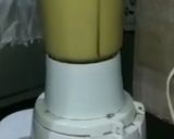 A picture of step 3 of Mango shake.