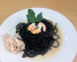 Foto del paso 7 de la receta: Tallarines Negros con chipirones Langostineros