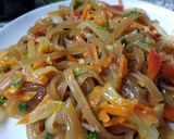 A picture of step 7 of Vegan or Vegetarian Phad Thai.