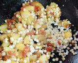 A picture of step 3 of Sabudana khichdi.