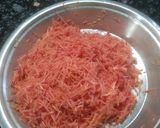 A picture of step 1 of Gajar Halwa.