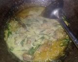 Foto langkah ke 5 dari resep Ikan asap kuah santen cabe ijo.