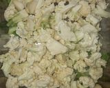 Foto del paso 1 de la receta: Ensalada Tibia de Coliflor