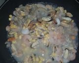 Foto del paso 2 de la receta: Arroz con marisco🍤.