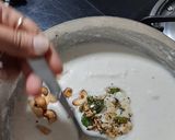 ઇન્સ્ટન્ટ રવા ઇડલી (Rava Idli Recipe in Gujarati) રેસીપી સ્ટેપ2ફોટો