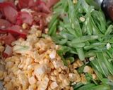 Foto langkah ke 4 dari resep Tumis Sayur Sosis.