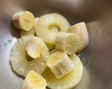 Foto del paso 2 de la receta: Pollo agridulce con curry y salsa de ananá y banana